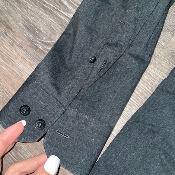 Men’s Express Gray Button Down Dress Shirt - Size Large - Picture 3 of 5